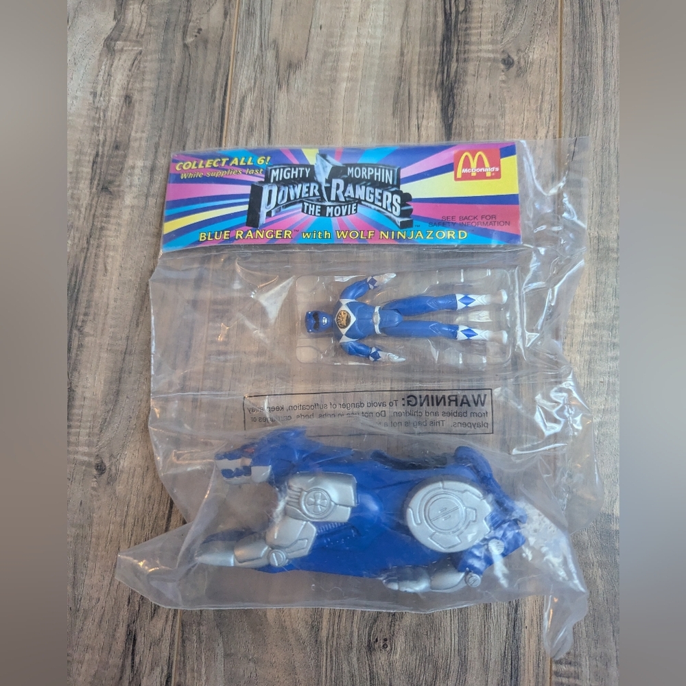 Power Rangers Vintage McDonald's Toy 1994 New In The Packaging.